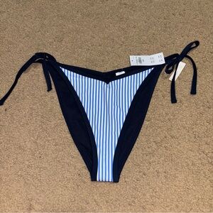 NWT Hollister bikini bottoms